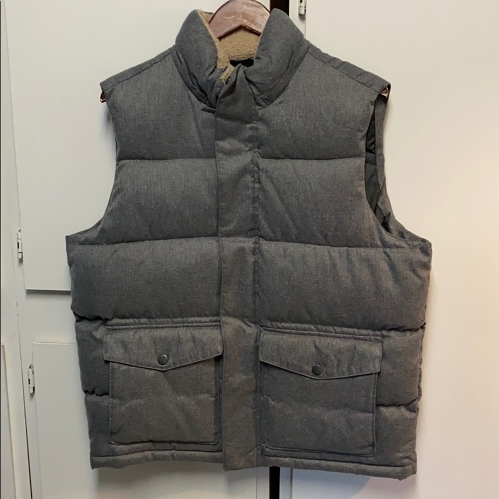 Men’s puffer vest